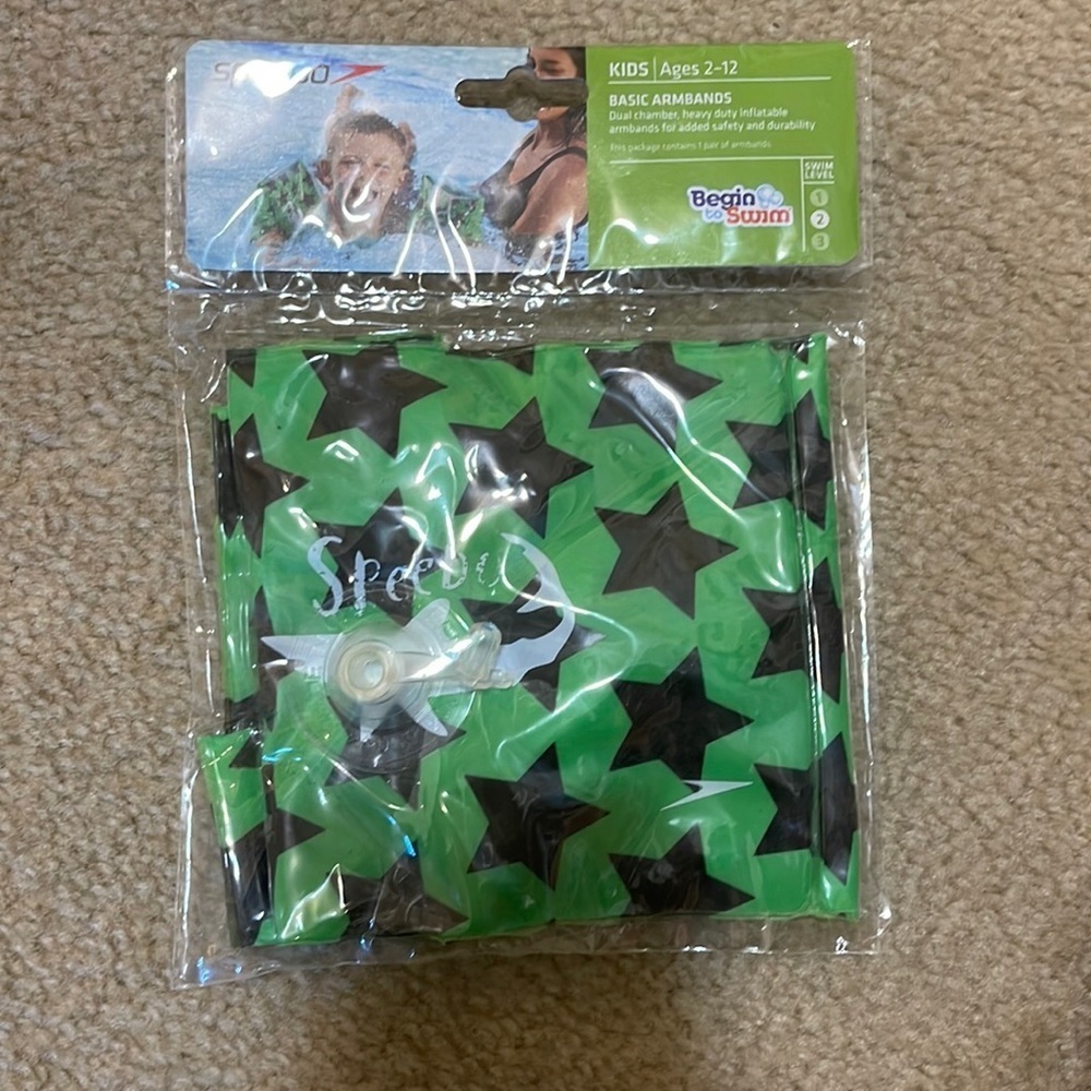 Kids swim arm floaties - Picture 1 of 2